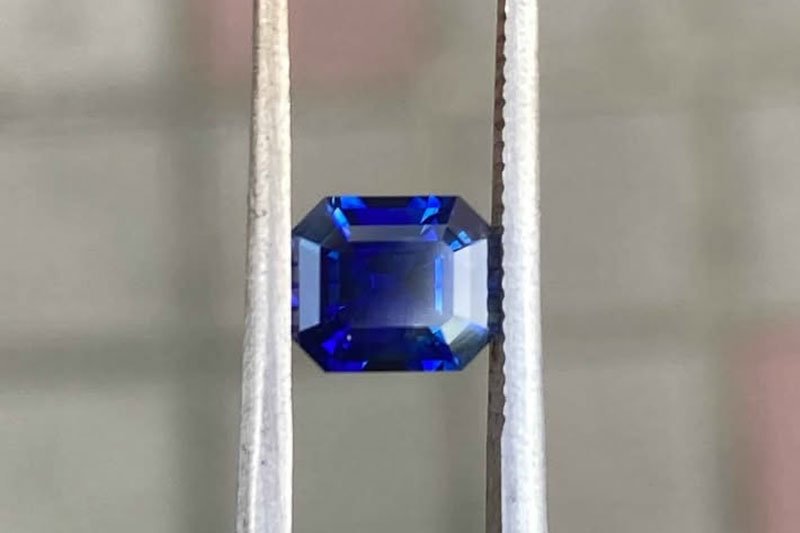 Ceylon Royal Blue Sapphire – 1.06ct Emerald Cut | Sri Lanka Gemstone - Image 2