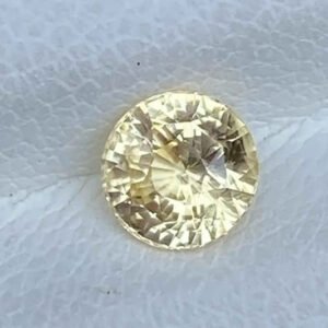 Yellow Sapphire from Sri Lanka – Round Cut Unheated Gemstone 1.05ct